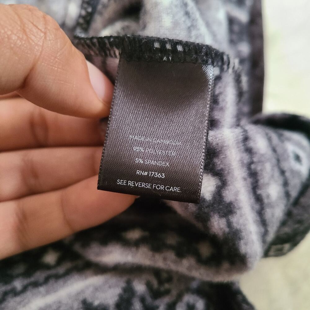 Simply Vera Wang Gray Soft‎ Fair Isle Winter Snowflake Pajama Hoodie Medium - Picture 7 of 12